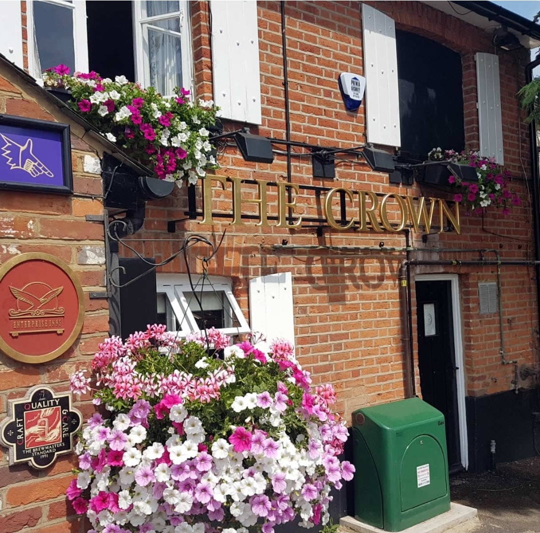 🎸Abbie Gathard @ The Crown, Shillington. at The Crown 102 High Road, Shillington Hitchin, SG5 3LP | Adults, Date Idea, Entertainment, Food/Drink, Free Entry, Fun, Indoor, Music, Nightlife | Suitable for: Free Parking, Parking Onsite, Toilets 🎸Abbie Gathard @ The Crown, Shillington. - Event Image 2 September 06, 2024 07:00 PM