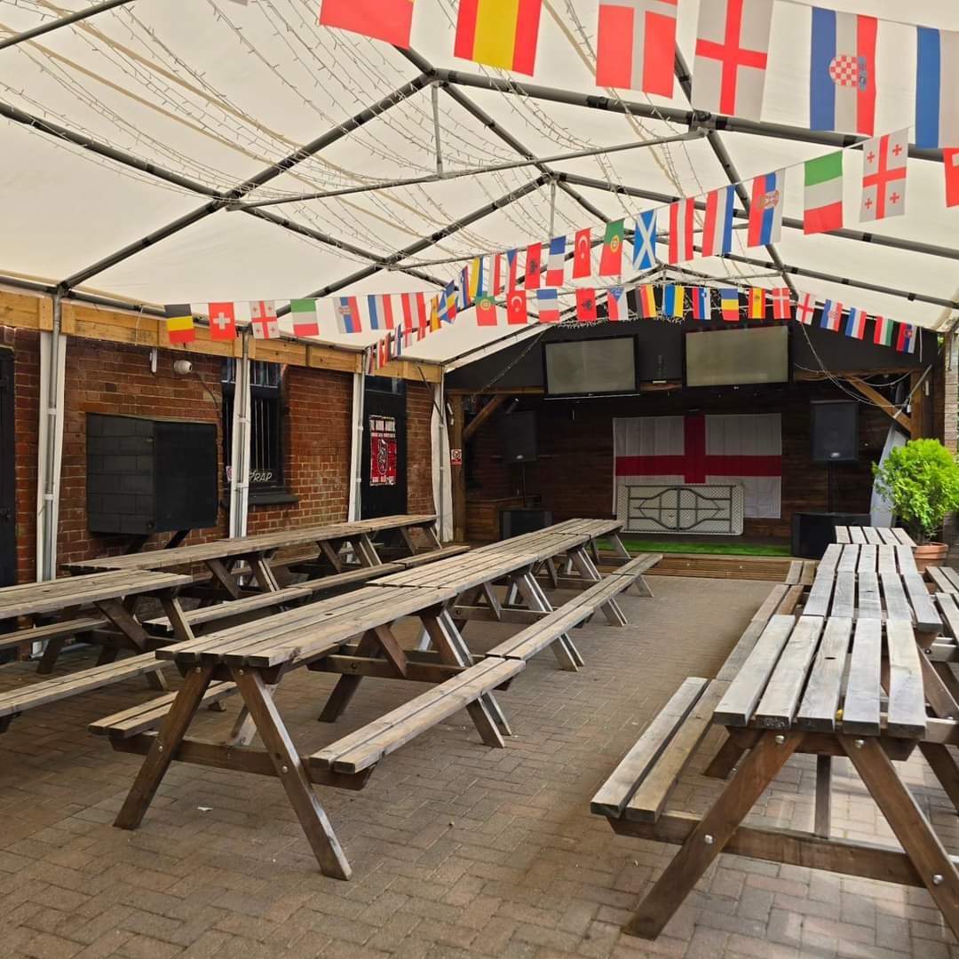 🎊 FREE ENTRY - ESCAPE PARTY @Golden Bell Leighton Buzzard🔔  - Event Image 4 September 21, 2024 08:00 PM