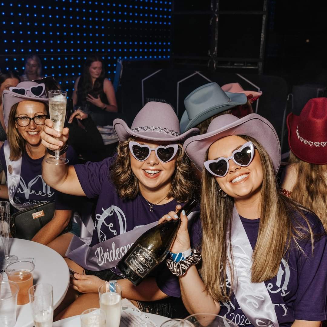 💋🍹 Disney Villains Drag Bottomless Brunch - Milton Keynes - Event Image 2 October 26, 2024 11:30 AM