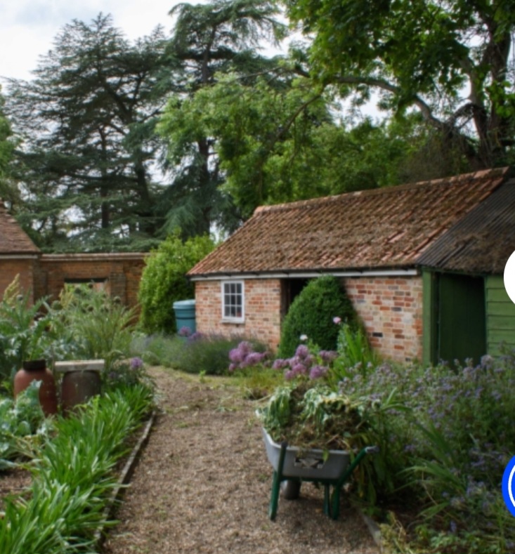 🌷Howbury Hall Garden Opening Day🌷 - Renhold - Event Image 3 September 08, 2024 02:00 PM