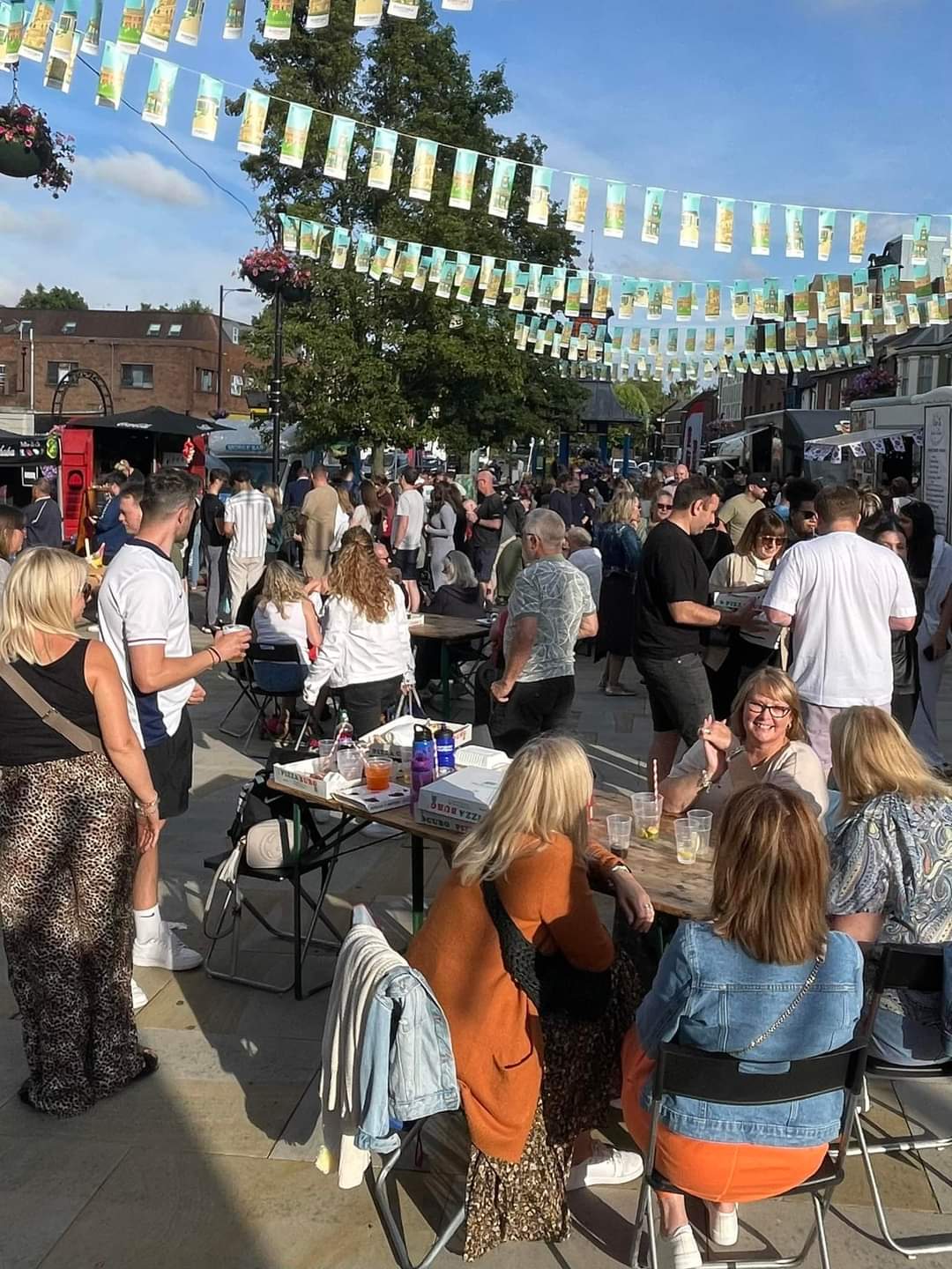 😋🎊 STREET FOOD HEROES IN DUNSTABLE - Event Image 10 September 12, 2024 04:00 PM
