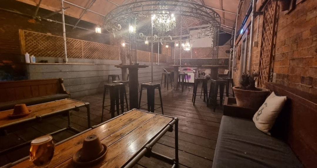 🎸 Limelight playing at The Standard - Event Image 3 October 12, 2024 11:00 PM