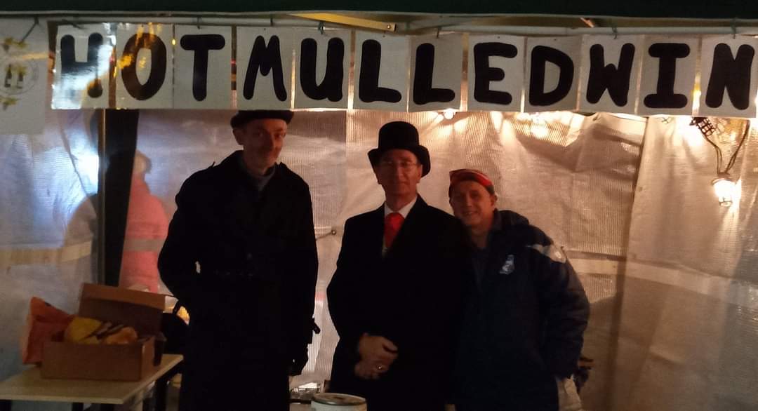 ☃️Ware Dickensian Christmas Evening, Market & fun 2024 at Ladbrokes, 52 High Street, Ware, SG12 9BZ | Adults, Craft Fair, Date Idea, Entertainment, Family, Food/Drink, Free Entry, Fun, Market, Music, Nightlife, Outdoor, Scenic, Annual, Fun Fair, Seasonal, Christmas | Suitable for: Accessible, Family ☃️Ware Dickensian Christmas Evening, Market & fun 2024 - Event Image 3 December 06, 2024 06:00 PM