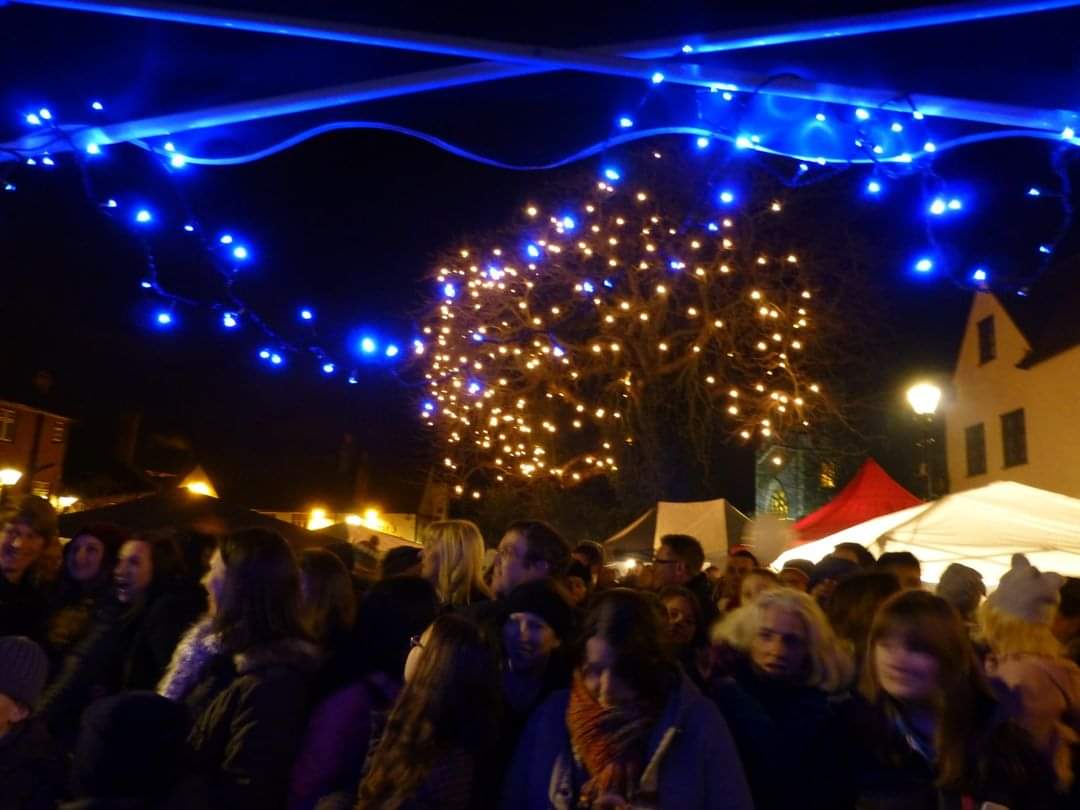 ☃️Ware Dickensian Christmas Evening, Market & fun 2024 at Ladbrokes, 52 High Street, Ware, SG12 9BZ | Adults, Craft Fair, Date Idea, Entertainment, Family, Food/Drink, Free Entry, Fun, Market, Music, Nightlife, Outdoor, Scenic, Annual, Fun Fair, Seasonal, Christmas | Suitable for: Accessible, Family ☃️Ware Dickensian Christmas Evening, Market & fun 2024 - Event Image 4 December 06, 2024 06:00 PM