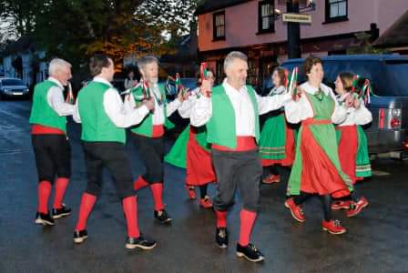 ☃️Ware Dickensian Christmas Evening, Market & fun 2024 at Ladbrokes, 52 High Street, Ware, SG12 9BZ | Adults, Craft Fair, Date Idea, Entertainment, Family, Food/Drink, Free Entry, Fun, Market, Music, Nightlife, Outdoor, Scenic, Annual, Fun Fair, Seasonal, Christmas | Suitable for: Accessible, Family ☃️Ware Dickensian Christmas Evening, Market & fun 2024 - Event Image 5 December 06, 2024 06:00 PM