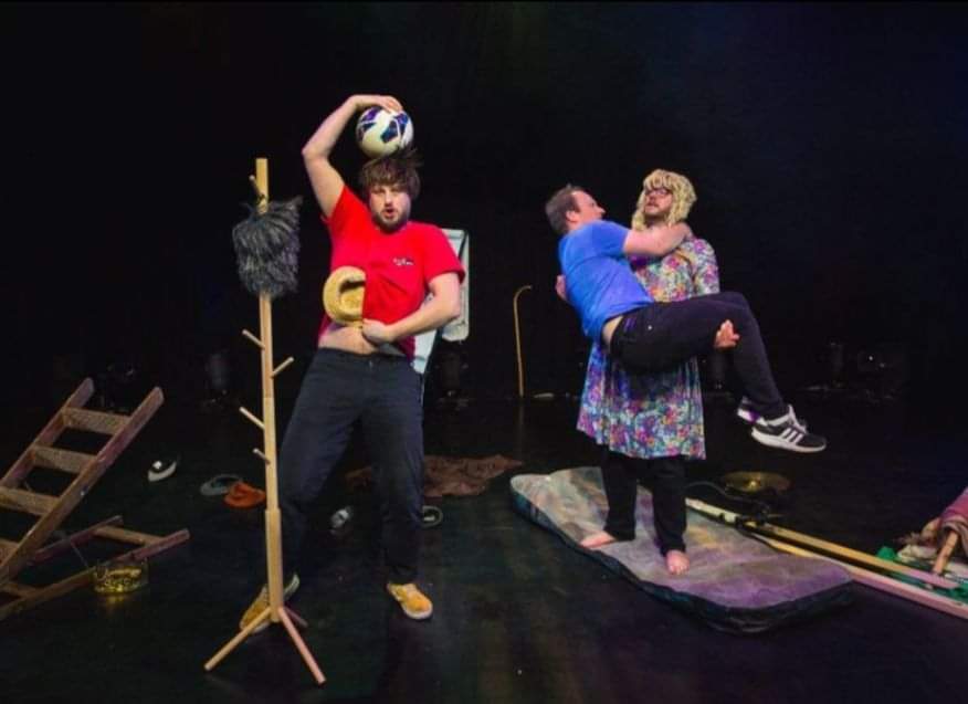 🎭 The Rubbish Shakespeare Company performs Romeo and Juliet - Henlow - Event Image 2 October 19, 2024 11:00 AM