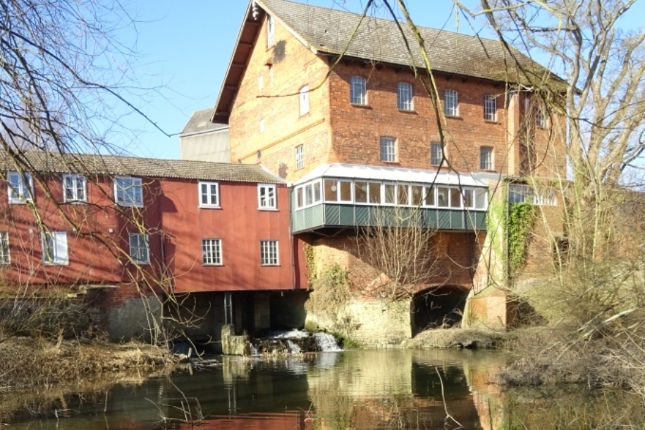 🎩 Gerald Dickens performs A Christmas Carol - Sharnbrook Mill Theatre - Event Image 2 November 24, 2024 04:00 PM
