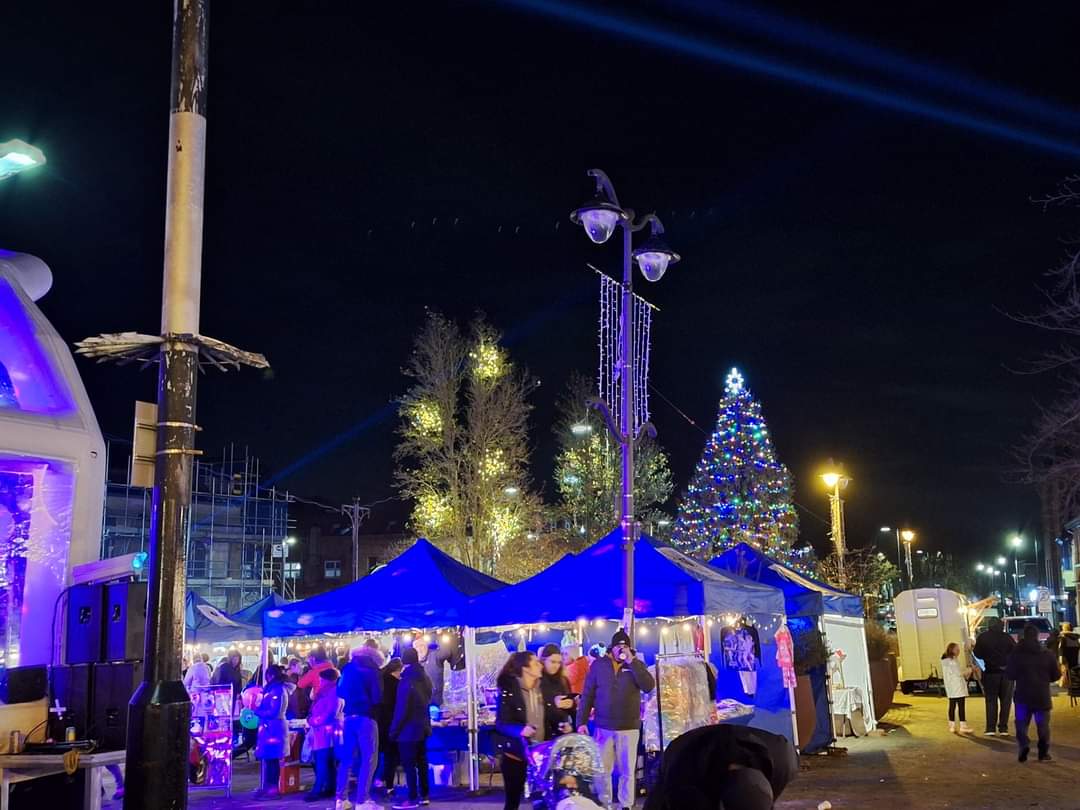 🌠 DUNSTABLE TWILIGHT CHRISTMAS MARKET 2024   - Event Image 2 December 15, 2024 10:00 AM