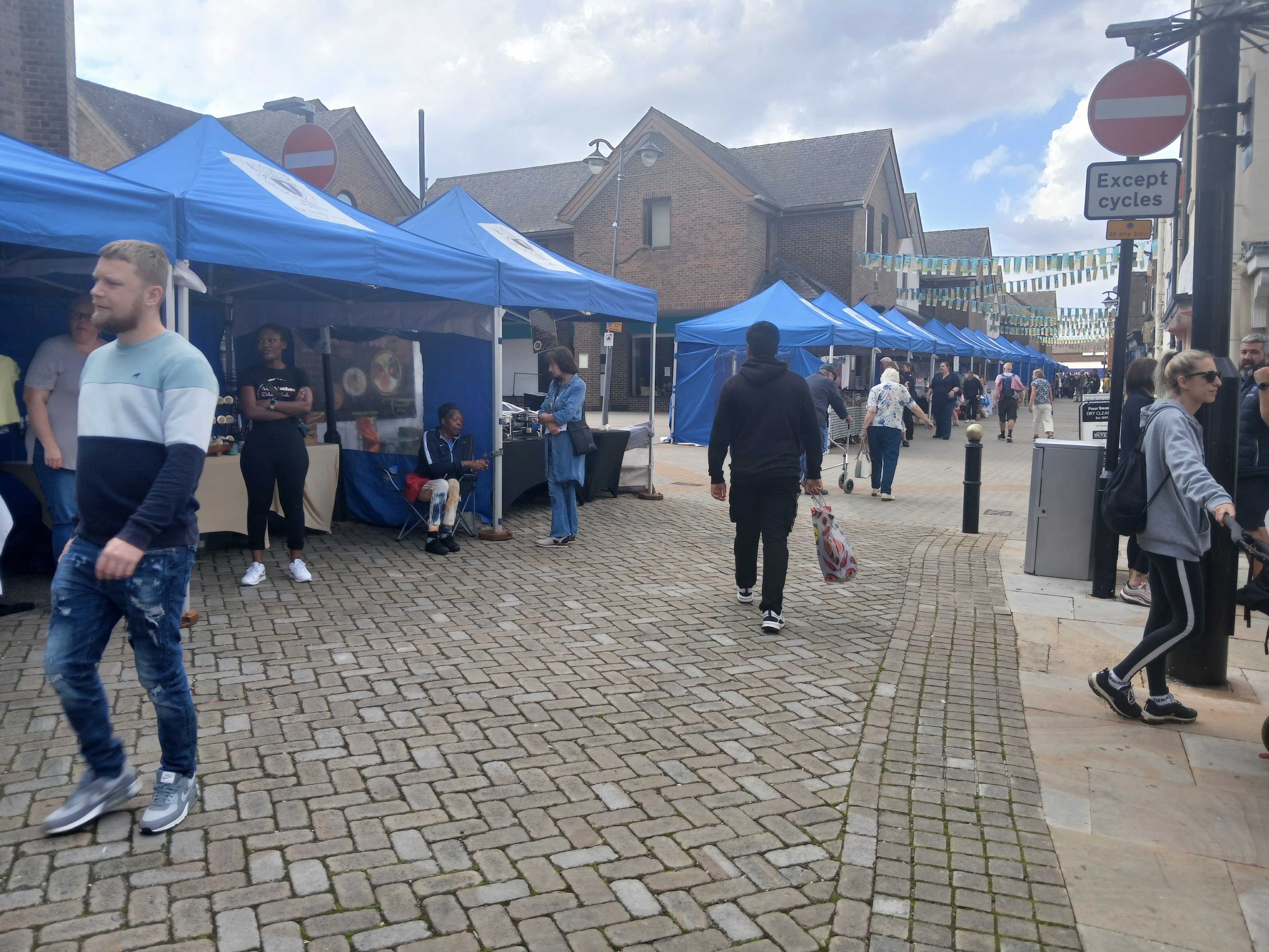 🌟 CHARITY MIDDLE ROW MARKET, WITH FREE SOFT PLAY - Dunstable  - Event Image 6 September 21, 2024 09:30 AM