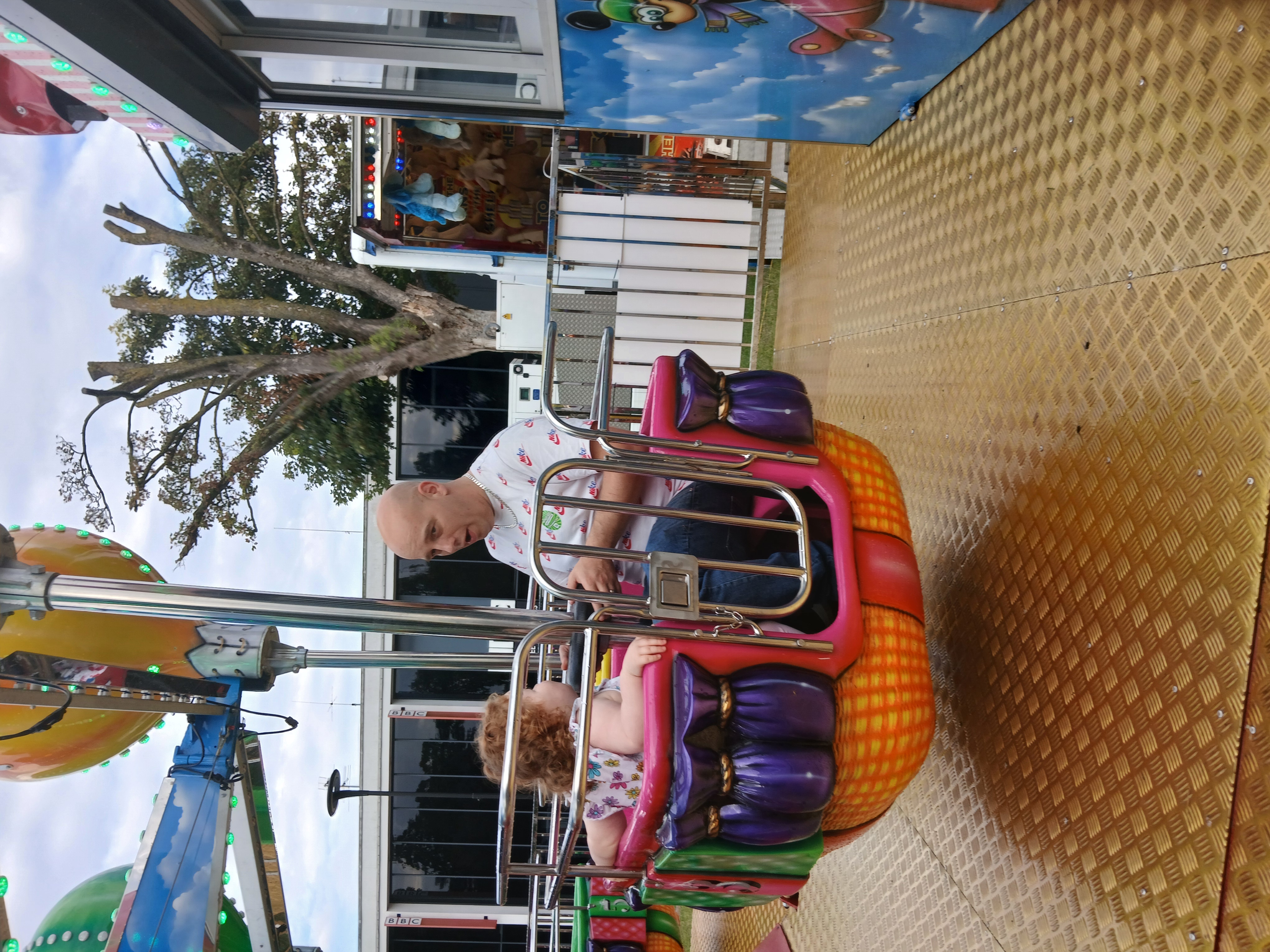  🎠 KIDS WORLD FUNFAIR 2024 - DUNSTABLE, BEDFORDSHIRE - Event Image 6 September 21, 2024 12:00 PM