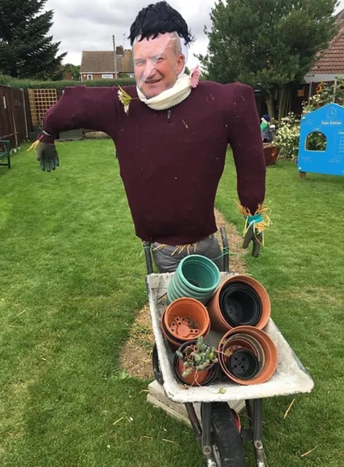 🥸 Scarecrow Trail - Stopsley to Putteridge, Round Green & Wigmore (South Luton Area) - Event Image 3 September 28, 2024 10:00 AM