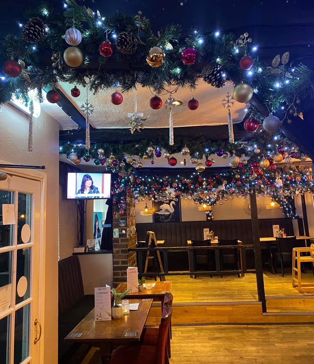 🎄🥂 Christmas afternoon teas - The White Swan in Dunstable at The White Swan, 91-93 High Street South, Dunstable, Bedfordshire LU6 3SF United Kingdom | Adults, Advance Booking, Annual, Date Idea, Food/Drink, Indoor, Seasonal, Social, Ticket Event, Christmas | Suitable for: Toilets 🎄🥂 Christmas afternoon teas - The White Swan in Dunstable - Event Image 7 December 18, 2024