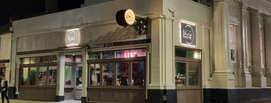 🤭 Castle Comedy Biggleswade (Ages 16+) - The Bigg Theatre, Biggleswade at The Bigg Theatre, 36 High St
Biggleswade
SG18 0JL | Adults, Advance Booking, Comedy, Date Idea, Entertainment, Food/Drink, Fun, Theatre, Ticket Event, Teens | Suitable for: Adults Only, Accessible, Toilets, Wheelchair Friendly 🤭 Castle Comedy Biggleswade (Ages 16+) - The Bigg Theatre, Biggleswade - Event Image 2 November 19, 2024 08:00 PM