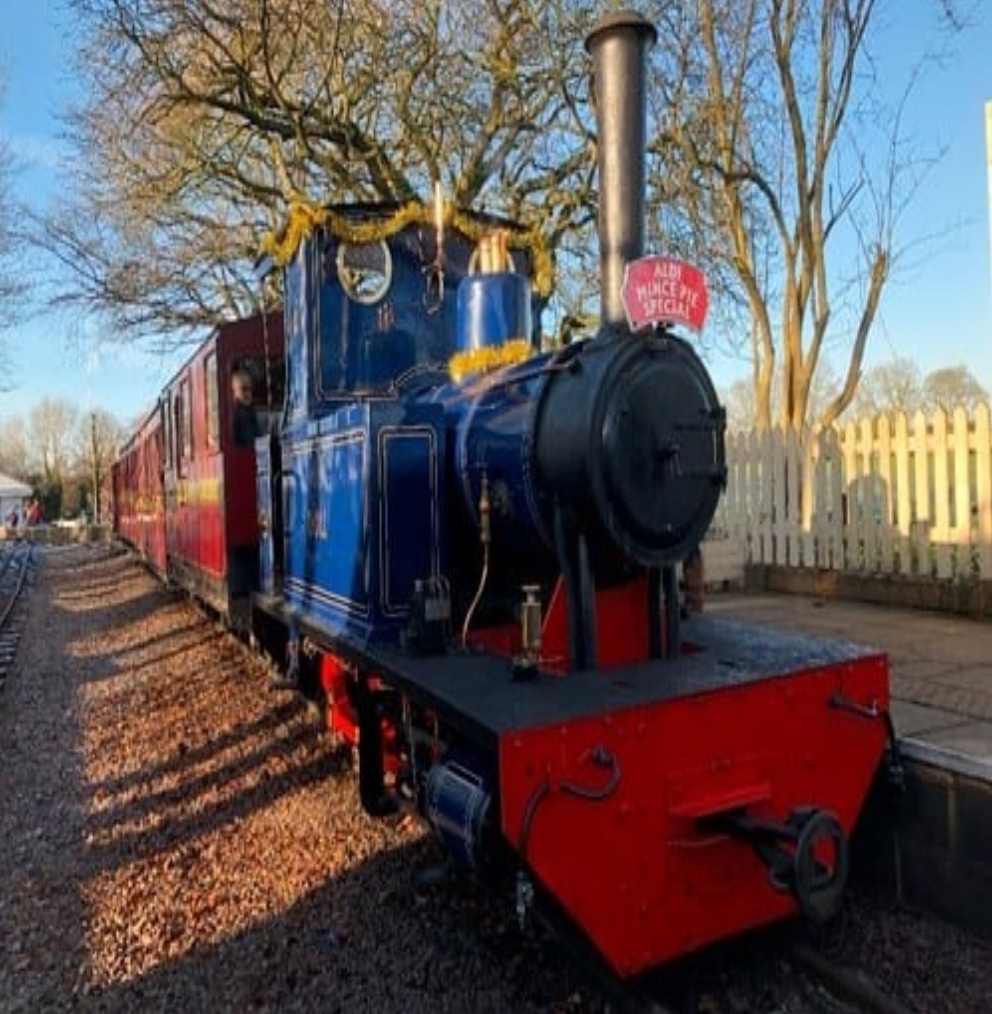 🎅🚂 Santa Steam Railway Specials 2024 - Leighton Buzzard - Event Image 3 December 01, 2024 