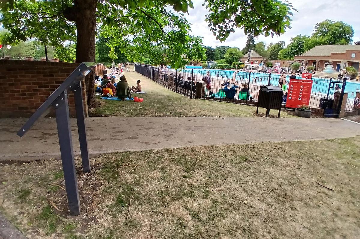 🏊‍♂️ Hitchin Outdoor Swimming Pool 2026 - Event Image 4 May 23, 2026 08:00 AM