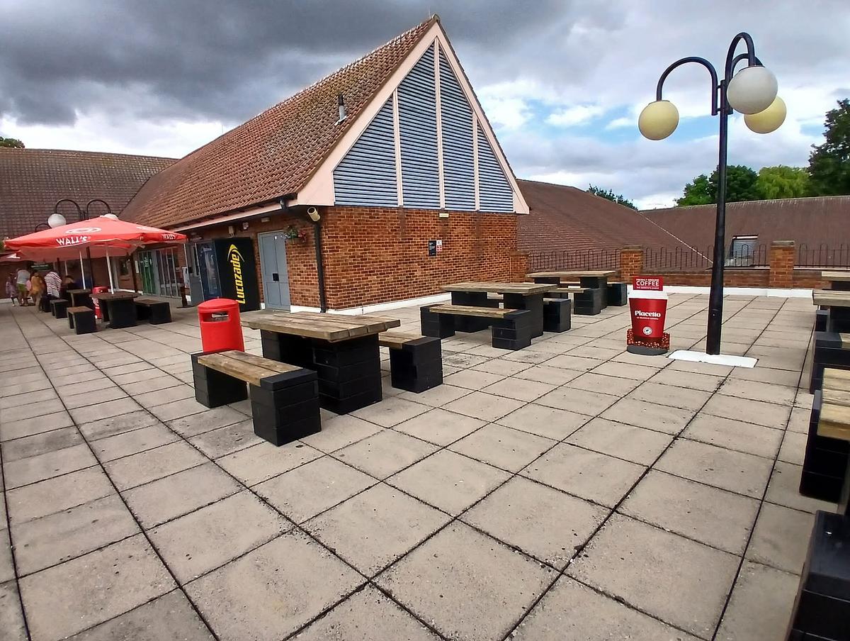 🏊‍♂️ Hitchin Outdoor Swimming Pool 2026 - Event Image 5 May 23, 2026 08:00 AM